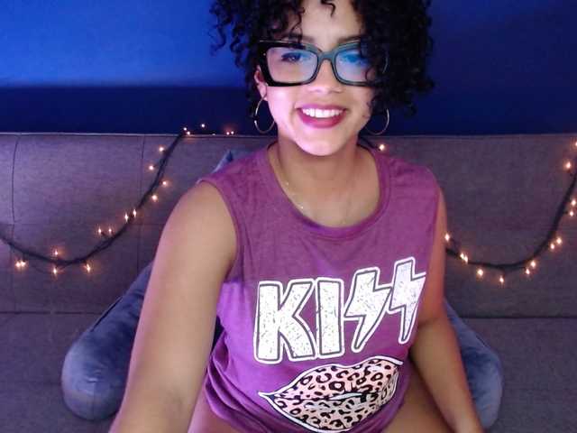 Zdjęcia CamilaLora Make me moan with your hard cock: all goal cum show♥ #spit #bush #bigpussylips #glasses #dp