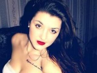 Erotyczny czat wideo candeegirll