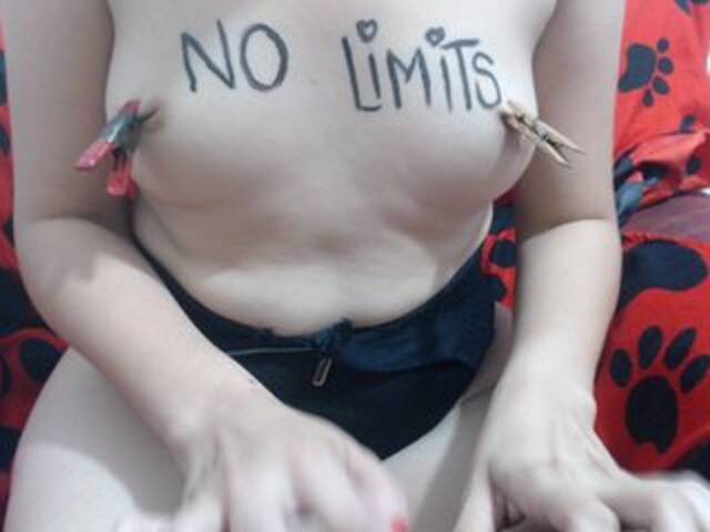 Zrzuty ekranu transmisji Candesexx