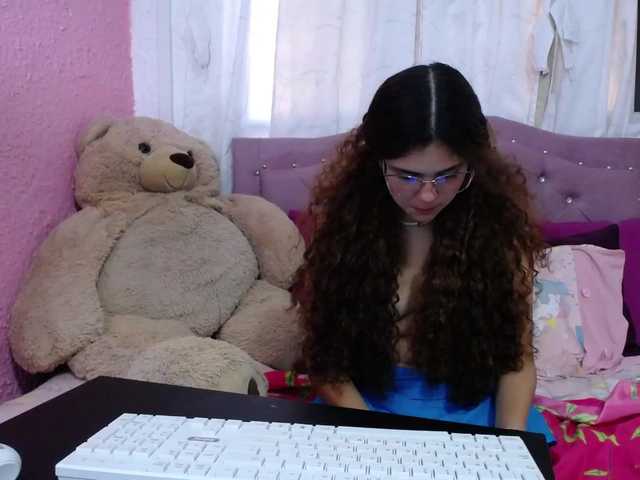 Zdjęcia candy-lolly- Pervy daddys girl looking lovce and hard sex♥♥c2c open cam and wacth u 25tks♥