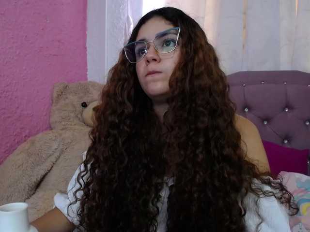 Zdjęcia candy-lolly- Pervy daddys girl looking lovce and hard sex♥♥c2c open cam and wacth u 25tks♥