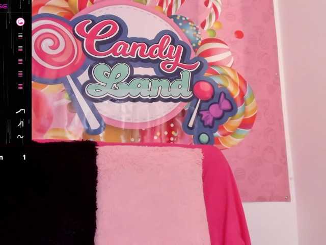 Zrzuty ekranu transmisji candy-smith