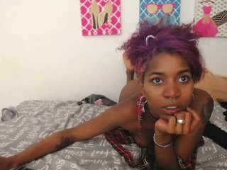 Zdjęcia Candybell- 5 tokens flash tits; 10 tokens Flash pussy; 10 Tokens Flash ass; 30 Tokens for Finger it, 30 tks flash ass, 50 Tokens for Toy , 100 Tokens for squirt. 200 tokens for anal.