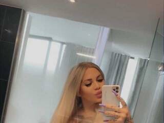 Erotyczny czat wideo CandyJenna