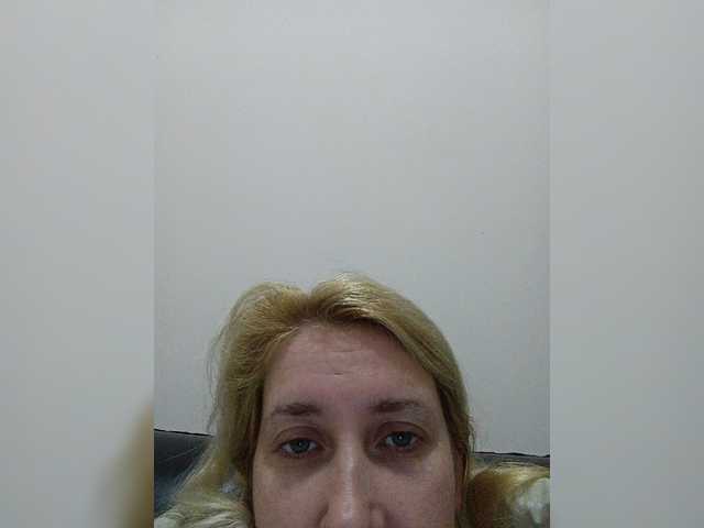 Zrzuty ekranu transmisji CandyJewel