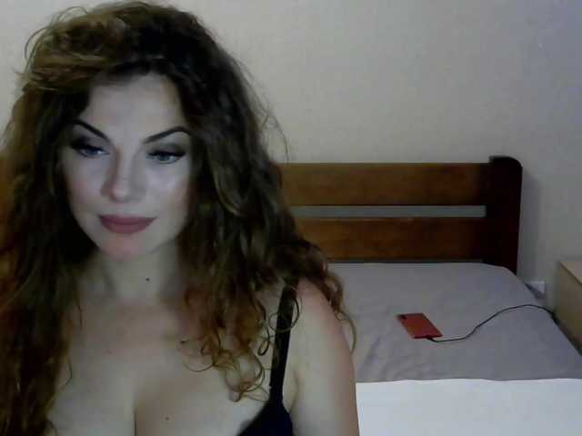 Zdjęcia CandyLipssx sweet guys all show in group or full private ))kisss *****