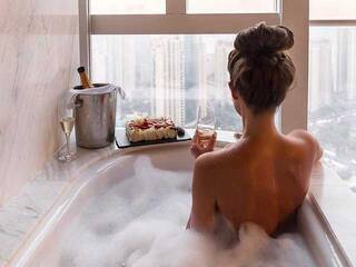 Erotyczny czat wideo Carolina-love19