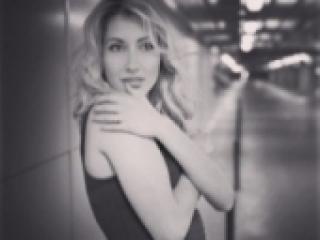 Erotyczny czat wideo carriejones