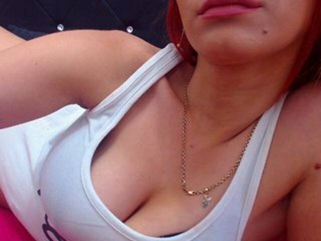 Zrzuty ekranu transmisji CaseyAndersG