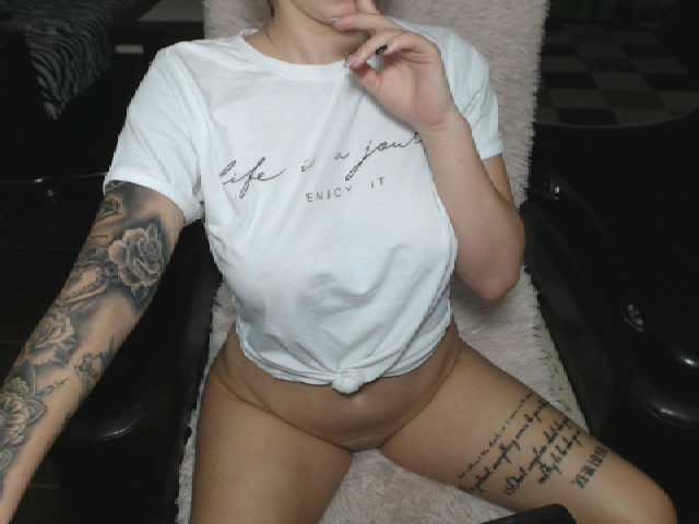 Zrzuty ekranu transmisji cassiesin