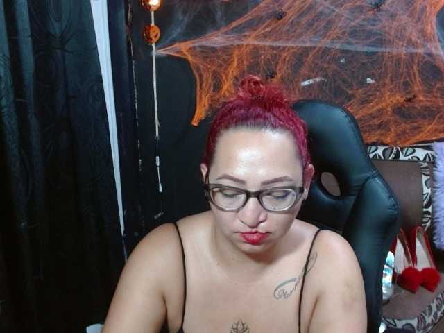 Zdjęcia cataleya-ar come you want a big dirty show on the floor and see how i drink my fluids for 500tokns come enjoy it