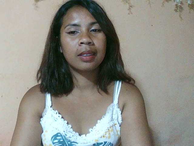 Zrzuty ekranu transmisji Cathalia3105