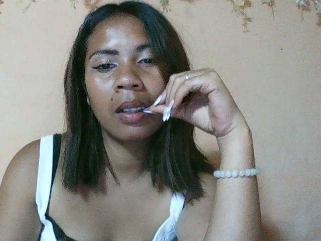 Zrzuty ekranu transmisji Cathalia3105