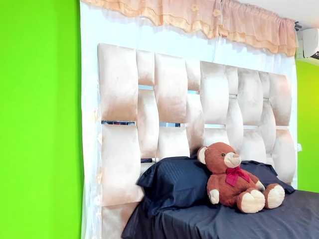 Zrzuty ekranu transmisji CelesteMilani