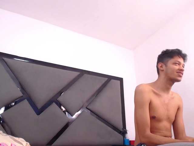 Zrzuty ekranu transmisji Charlieytracy