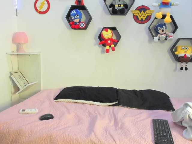 Zrzuty ekranu transmisji Charlotequeen