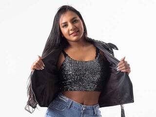 Erotyczny czat wideo CharlotteBlak