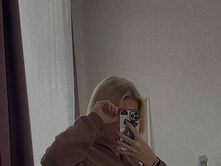 Erotyczny czat wideo Charmulik