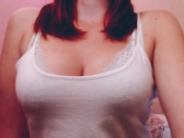 Zdjęcia ChelseyRayne HI! Welcome to my room! Lush on! Let's fun together! @total Strip show