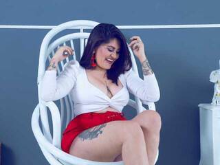 Erotyczny czat wideo CherieDevilles