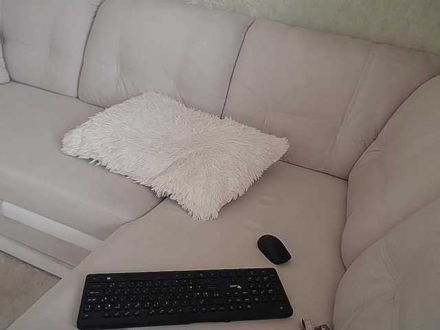 Zrzuty ekranu transmisji CherryLi