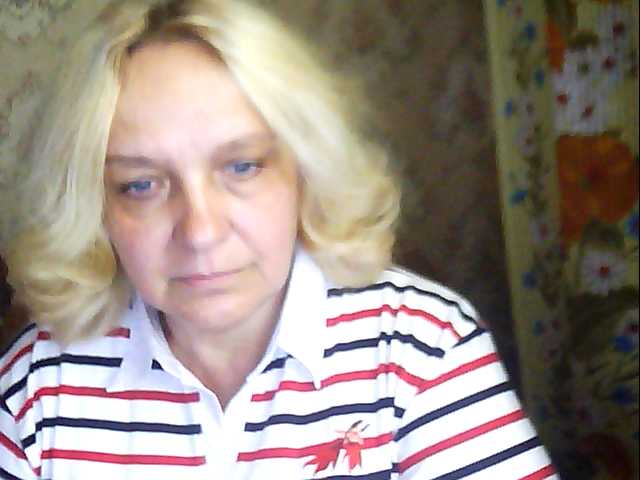 Zrzuty ekranu transmisji CherryLove88