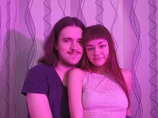 Erotyczny czat wideo cherrypeachy