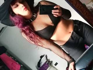 Erotyczny czat wideo ChiaraMiller