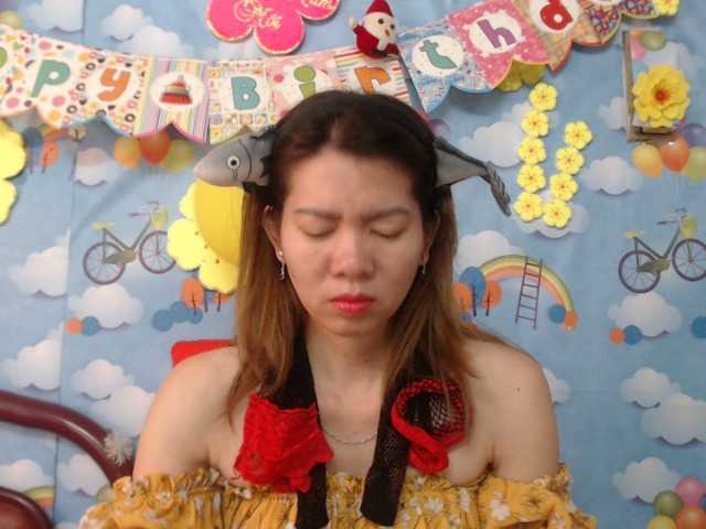 Zrzuty ekranu transmisji Chimhungry