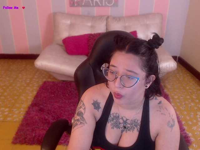 Zdjęcia chloe-rosse Goal: Nakes show and dildo show #lovense 800tnks show pvt naked ,masturbation, play with dildo ,spit , oil in body ,Come and enjoy them alone just for you