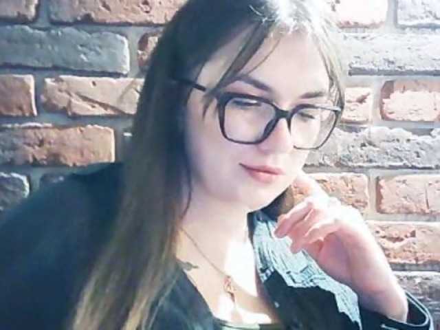 Zrzuty ekranu transmisji ChloeKiss