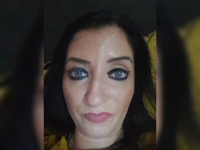 Zrzuty ekranu transmisji ChristianaHot