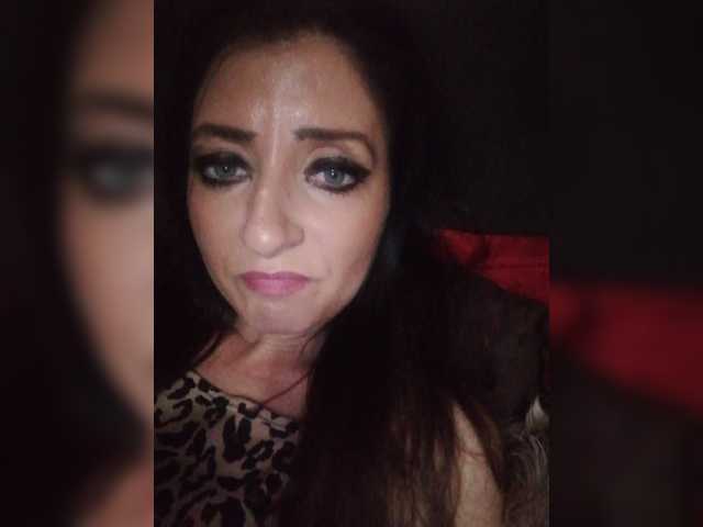 Zrzuty ekranu transmisji ChristianaHot