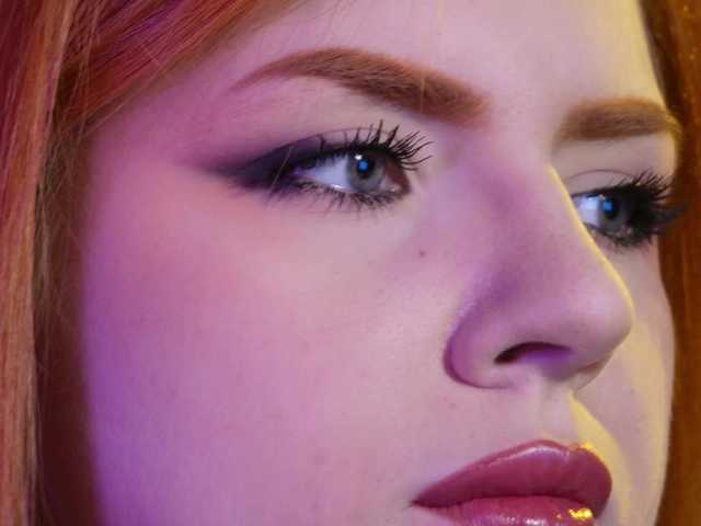 Zrzuty ekranu transmisji Chris_Foxx