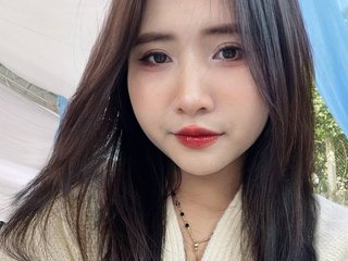 Erotyczny czat wideo CinBee18