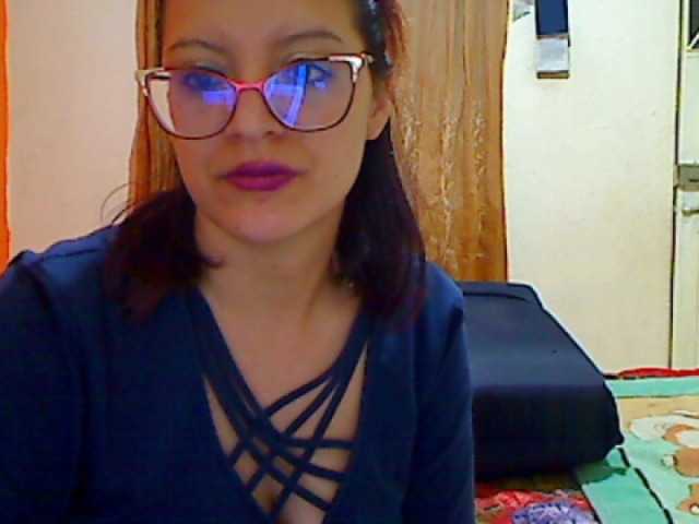 Zdjęcia cleohot latina#boobs#ass#anal#dilo#glasses#cum#feet#lovense