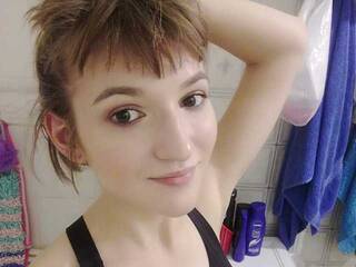 Erotyczny czat wideo Clubnichka228