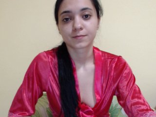 Zdjęcia Clynthya Can't wait to #cum and #squirt at goal with my #lovense #lush -- #goal 380