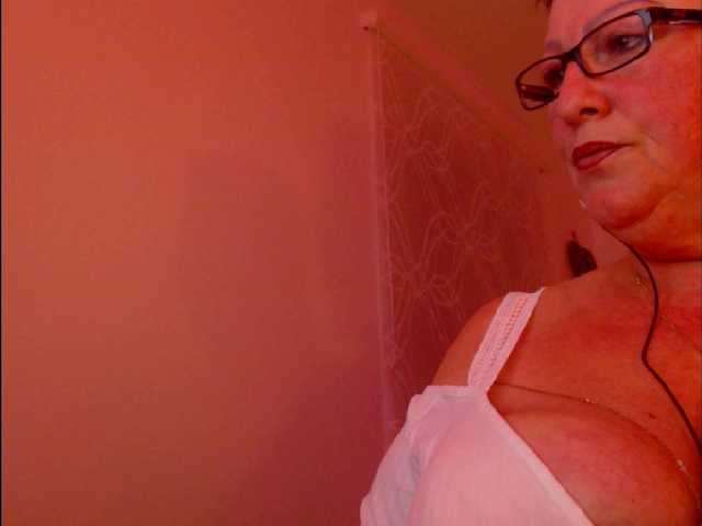 Zdjęcia Connyat99 Make Mistress Conny happy with the vibration 201 ultra high kiss tits flash 80 tips guys kiss only german here pm 20Domi 5 min steuern 200 tips