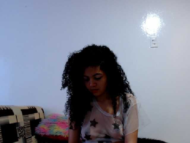 Zrzuty ekranu transmisji Courageuse