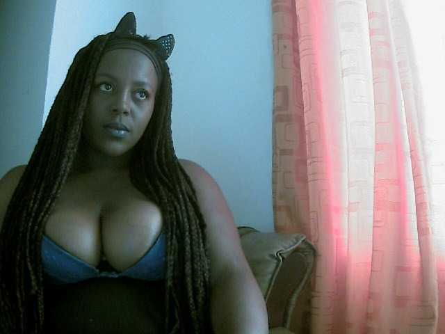 Zrzuty ekranu transmisji Courney