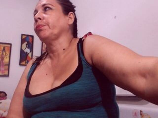 Zrzuty ekranu transmisji CrazyAgatar