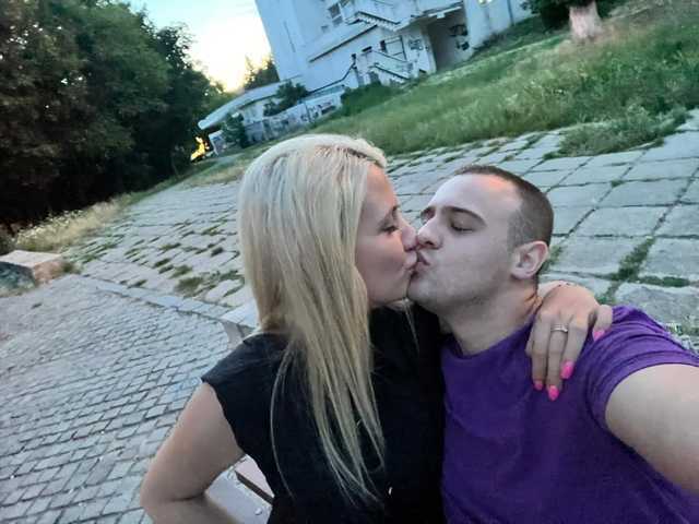 Zdjęcie profilu Crazyhotcouple69