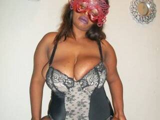 Erotyczny czat wideo CallyCaliente