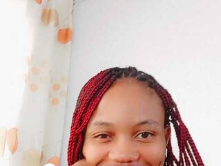 Erotyczny czat wideo Creamyyellowxxx