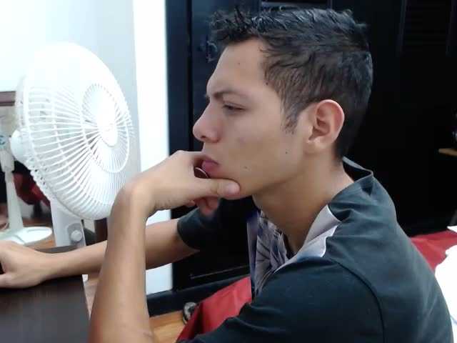 Zrzuty ekranu transmisji CRISTALYNACHO