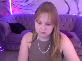 Erotyczny czat wideo CrystallPaws
