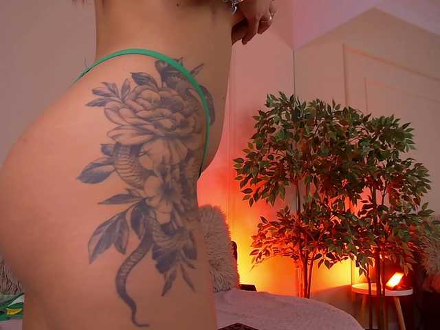 Zrzuty ekranu transmisji CrystalRed