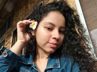 Erotyczny czat wideo Curie-girl