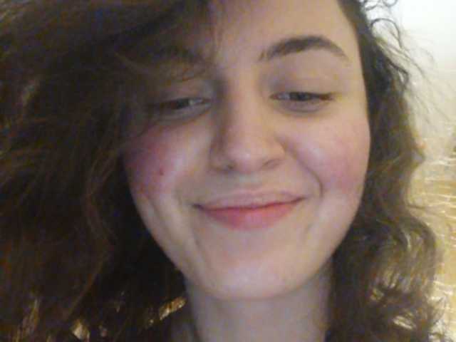 Zrzuty ekranu transmisji curly-fox